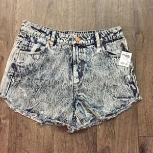 💜Charlotte Russe High waist acid wash sz 8 shorts